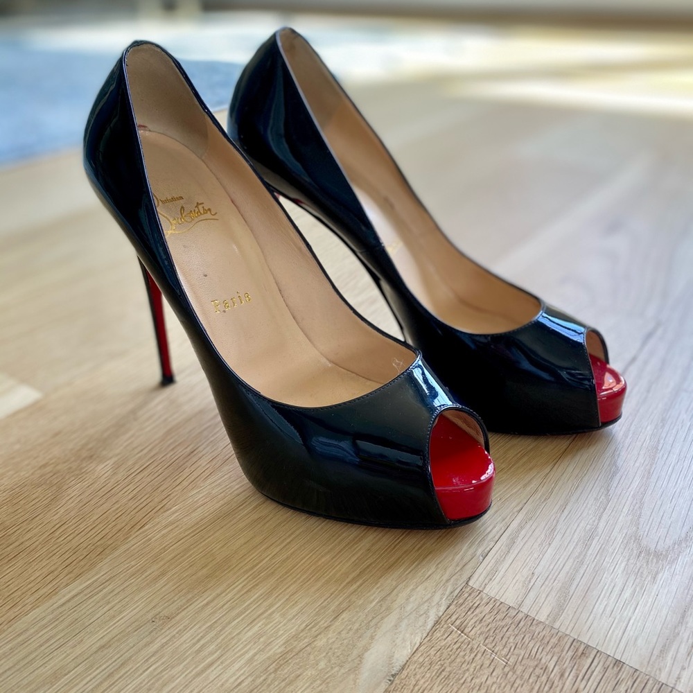 Christian Loboutin Very Prive
